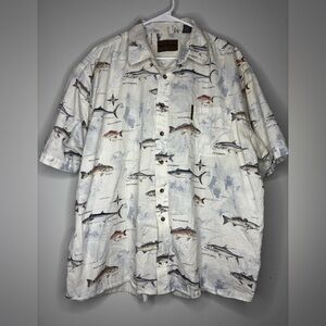Magellan Outdoors White Fish Print Short Sleeve Shirt